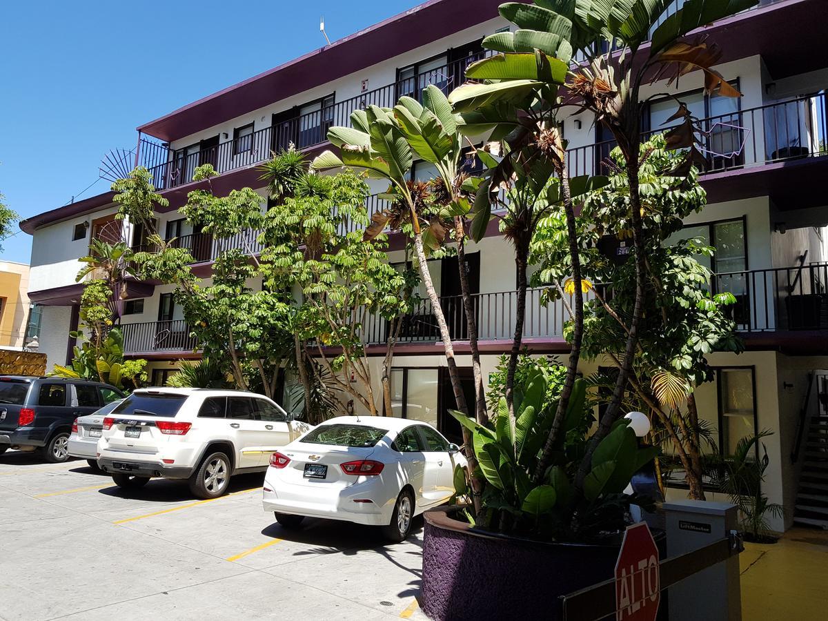Hotel Suites Royal Tijuana Extérieur photo