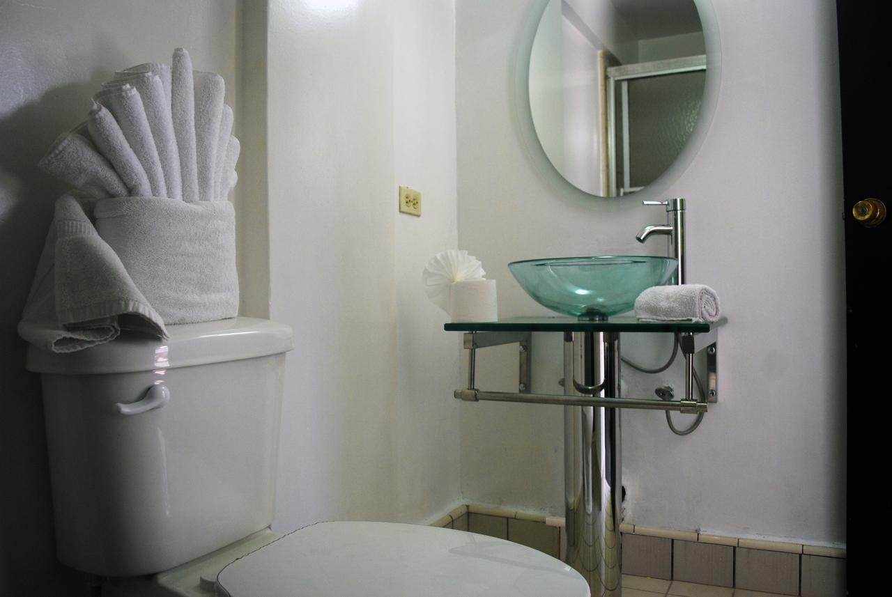 Hotel Suites Royal Tijuana Extérieur photo