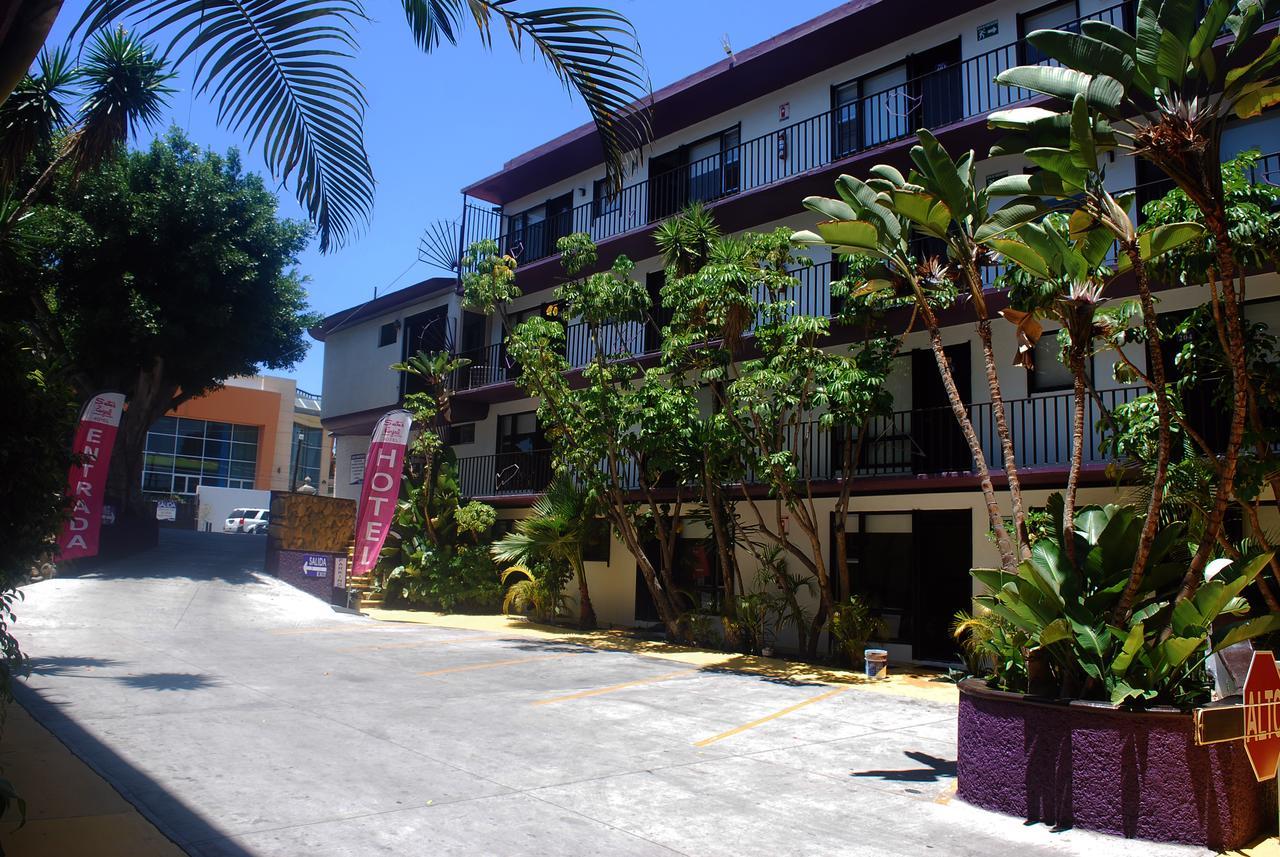 Hotel Suites Royal Tijuana Extérieur photo