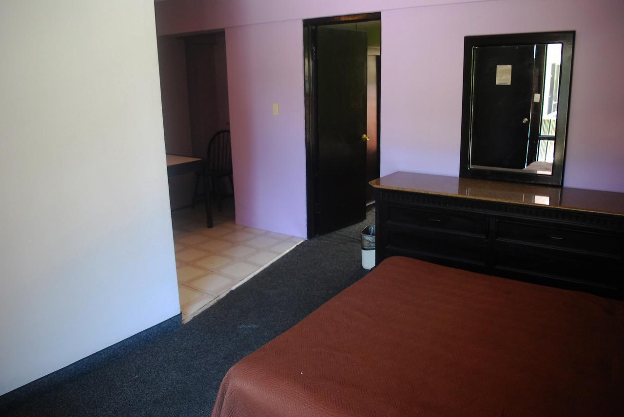 Hotel Suites Royal Tijuana Extérieur photo